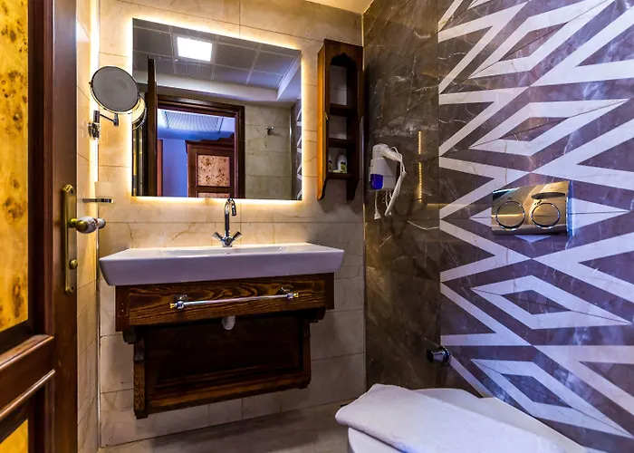 Elif Hanim & Hotel Akyaka (Mugla)