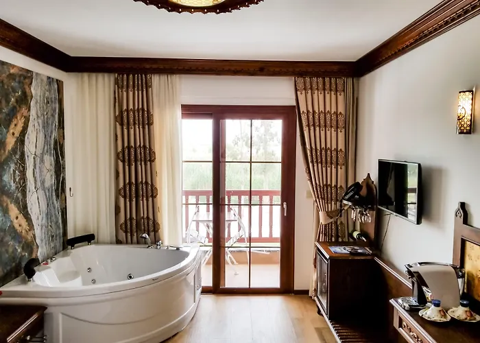 Elif Hanim & Szálloda 3*