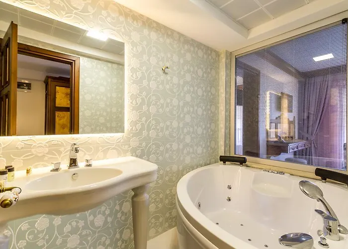 Elif Hanim & Szálloda Akyaka