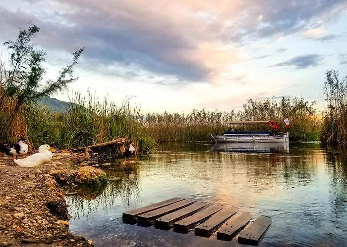 Elif Hanim & 3* Akyaka